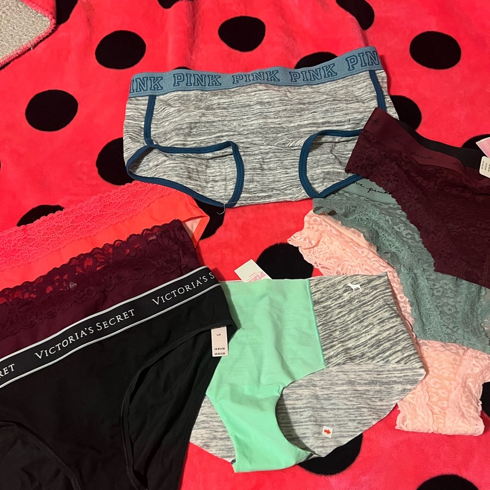 Victoria's Secret Underwear Set - Multicolor